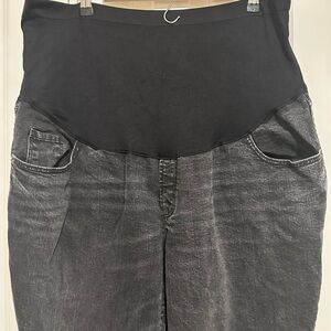 Old Navy Maternity Boyfriend Full Panel Jeans